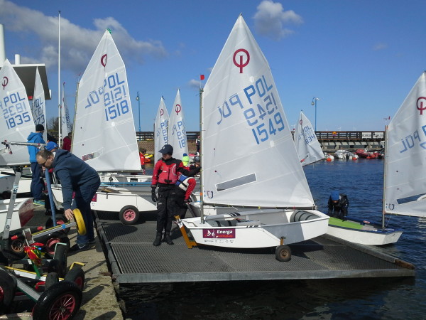 1430552100678779701926