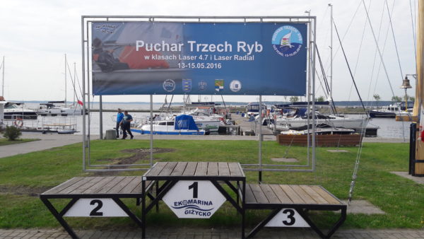 1463123387678-1186274925